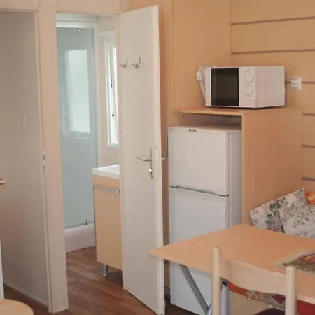 Nyaraló Altogold Swiss Holidays At Manor Farm 5*