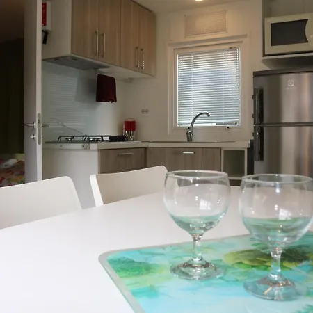 Altogold Swiss Holidays At Manor Farm 5* Entrelagos