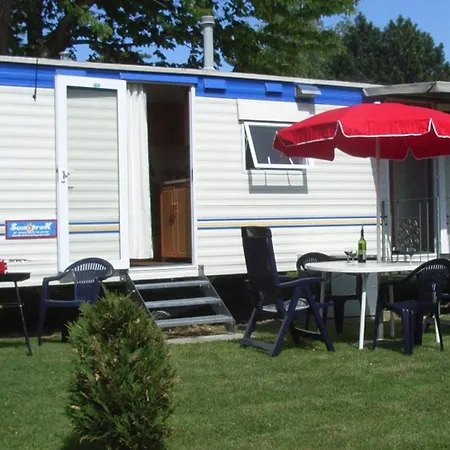 Altogold Swiss Holidays At Manor Farm 5* Nyaraló *