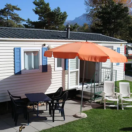 Altogold Swiss Holidays At Manor Farm 5* Entrelagos