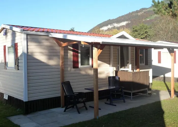 別荘 Altogold Swiss Holidays At Manor Farm 5* *