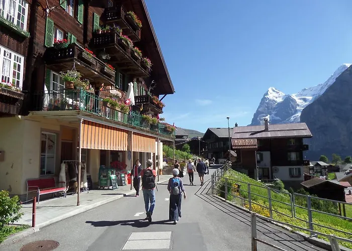 Altogold Swiss Holidays At Manor Farm 5* インターラーケン