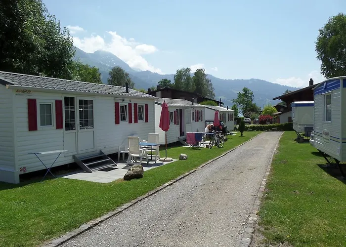 Altogold Swiss Holidays At Manor Farm 5* インターラーケン
