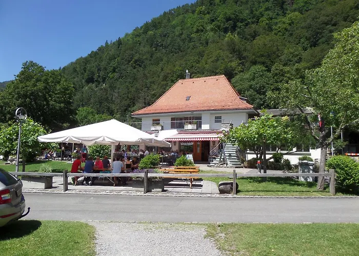 Altogold Swiss Holidays At Manor Farm 5* 別荘 *
