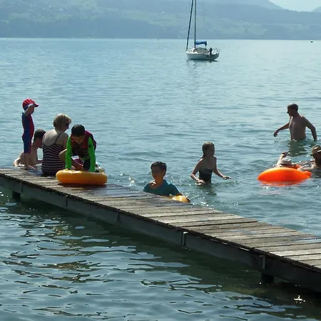 Hébergement de vacances Altogold Swiss Holidays At Manor Farm 5*