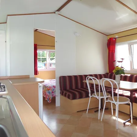 Hébergement de vacances Altogold Swiss Holidays At Manor Farm 5* *